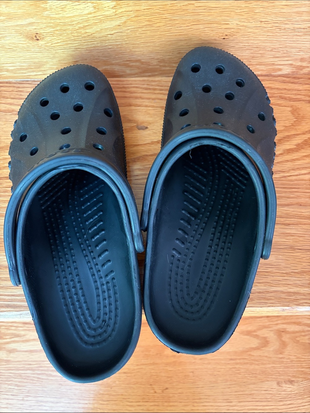 Like New Black Crocs M8 W10 - Picture 2 of 4
